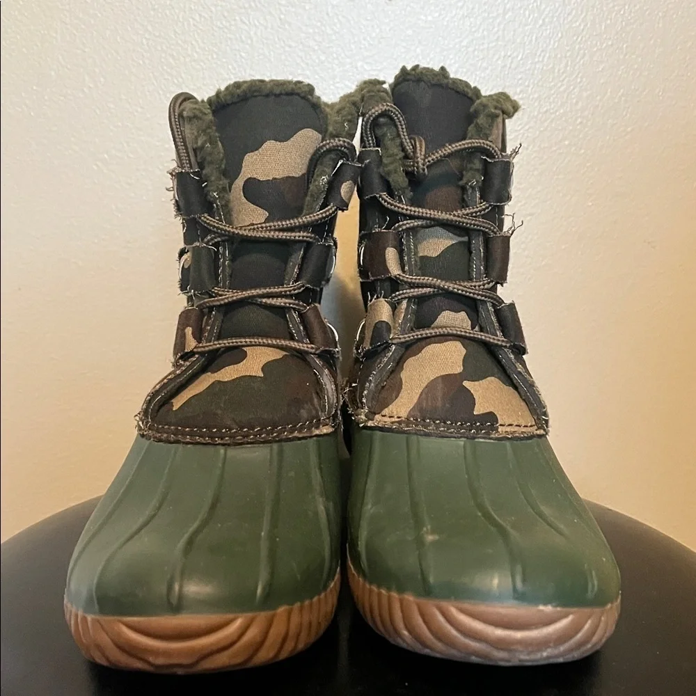 Jack Rogers Camouflage Women's Duck Boots green and brown size 8
